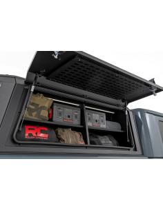 ROUGH COUNTRY Caja Almacenaje Lateral Caja Copiloto |... 2