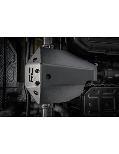 ROUGH COUNTRY M220 Rear Diff Skid Plate | Jeep...