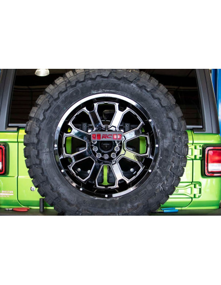 ROUGH COUNTRY SOPORTE REUBICACION TERCERA LUZ DE FRENO | Jeep Wrangler JL