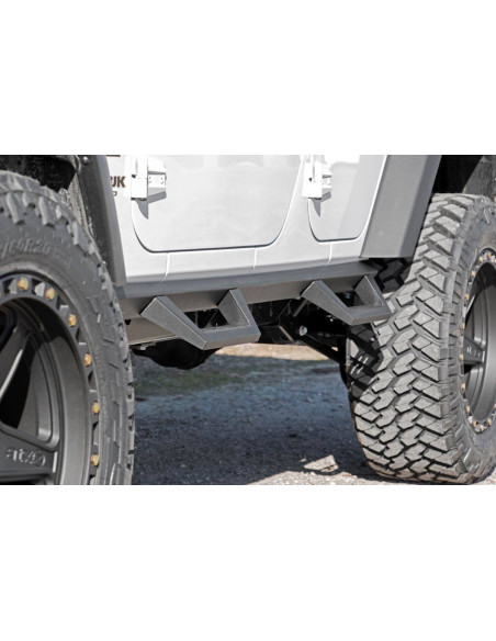 ROUGH COUNTRY Contoured Drop Steps 4 Door | Jeep Wrangler Unlimited