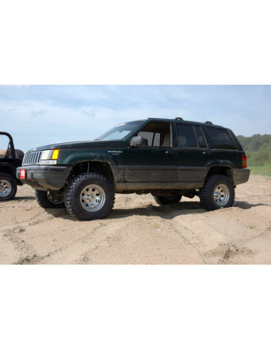 ROUGH COUNTRY 4" LIFT KIT X-Series | Jeep Grand...