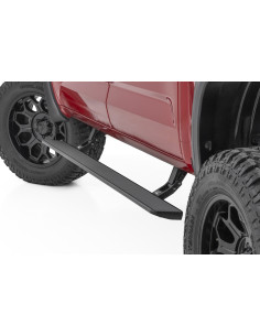 ROUGH COUNTRY Power Running Boards CrewMax | Toyota Tundra