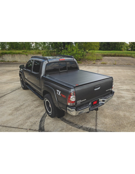 ROUGH COUNTRY LONA CAJA Hard Roll Up 5' | Toyota Tacoma