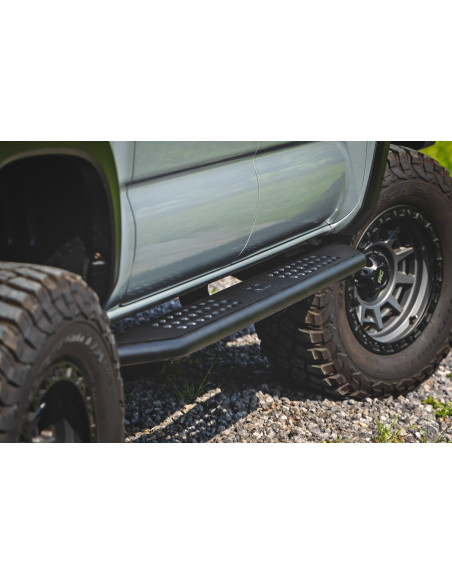 ROUGH COUNTRY OV2 RUNNING BOARDS Crew Cab | Toyota Tacoma