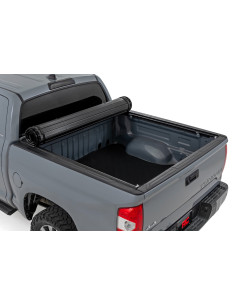 ROUGH COUNTRY LONA CAJA Hard Roll Up 5'7" | Toyota Tundra 2
