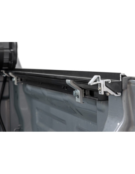 ROUGH COUNTRY LONA CAJA Hard Roll Up 5'7" | Toyota Tundra