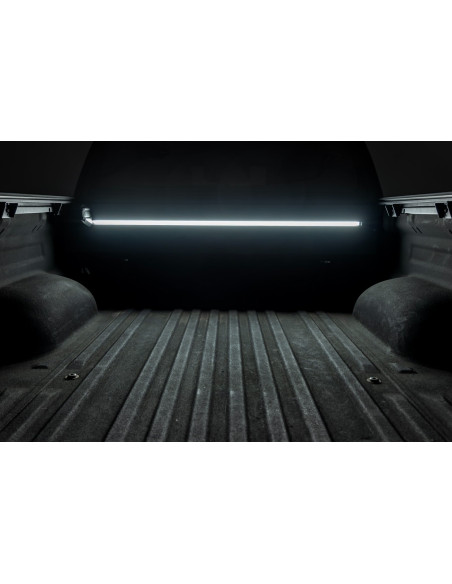 ROUGH COUNTRY LONA CAJA Electrica Retractil 5'7" | Toyota Tundra