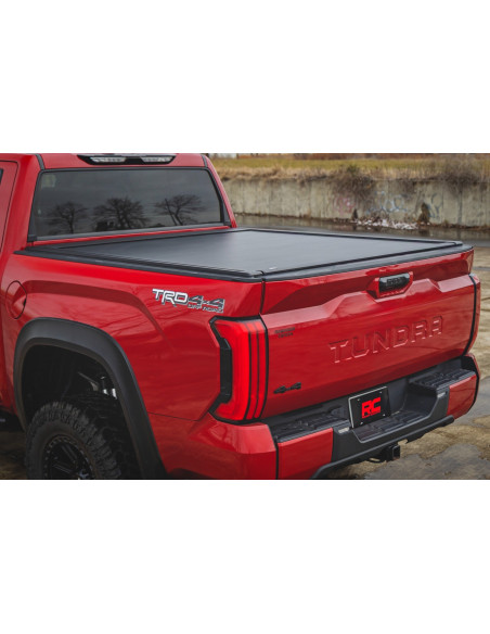 ROUGH COUNTRY Powered Retractable Bed Cover 5'7" | Toyota Tundra