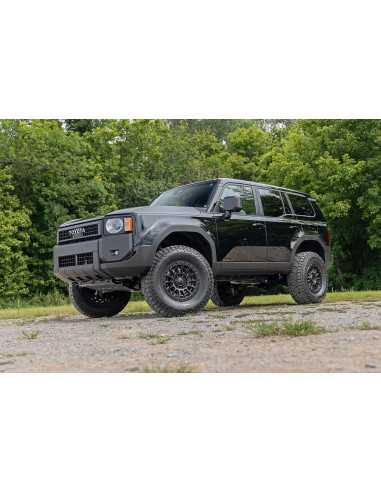 ROUGH COUNTRY 3.5" LIFT KIT M1R | Toyota Land...