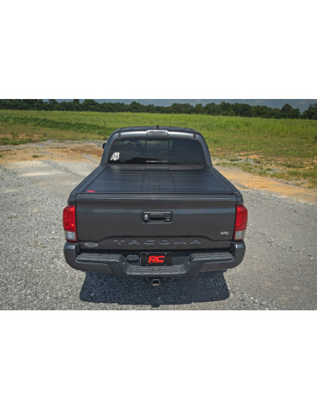 ROUGH COUNTRY Hard Roll Up Bed Cover 5' | Toyota Tacoma