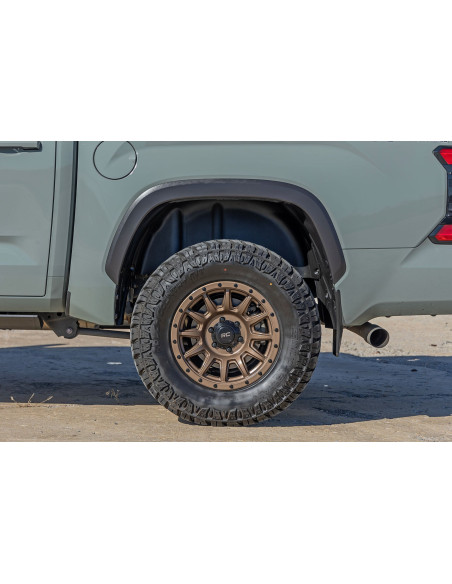 ROUGH COUNTRY Pasos de Rueda Traseros | Toyota Tundra
