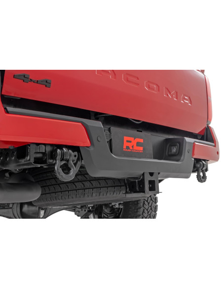 ROUGH COUNTRY Rear Shackle Kit with D-Ring | Toyota Tacoma