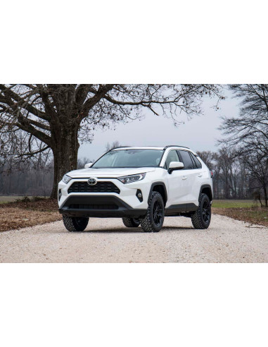 ROUGH COUNTRY KIT SUSPENSION 2.5" Nivelacion N3...