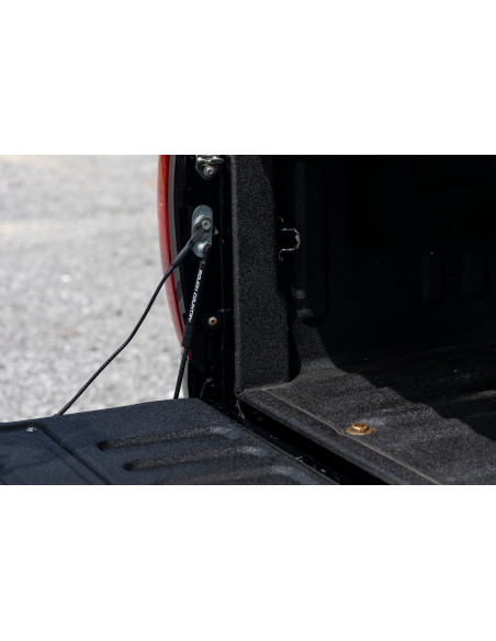 ROUGH COUNTRY Asistente Porton Trasero | Toyota Tundra