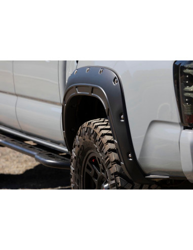 ROUGH COUNTRY ALETINES Defender Plata Celestial...