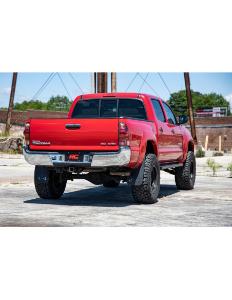3.5 Inch Lift Kit | UCA | M1 Struts | Toyota Tacoma 2WD/4WD (2005-2023)