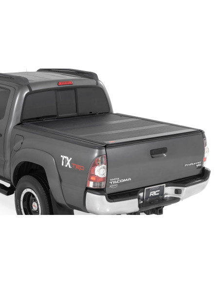 ROUGH COUNTRY Hard Low Profile Bed Cover 5' | Toyota Tacoma