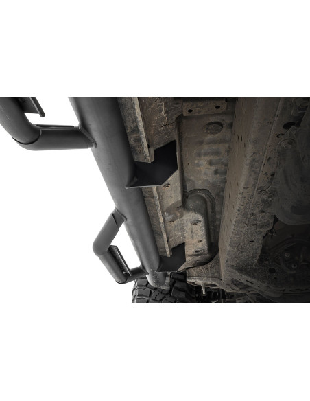 ROUGH COUNTRY Nerf Steps Cab Length | Toyota 4Runner