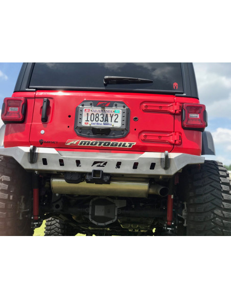 DEFENSA TRASERA CRUSHER CON RECORTE PARA RUEDA DE REPUESTO PARA JEEP JL