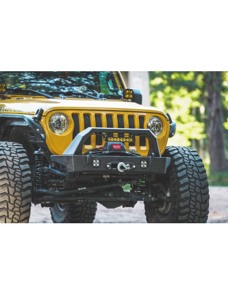 PARAGOLPES DELANTERO CRUSHER HD JEEP JL/JT CON BULL BAR Y PLACA DESLIZANTE MOTOBILT