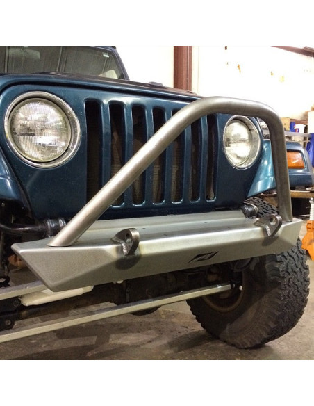 PARACHOQUES DELANTERO ANCHO MEDIO CON STINGER PARA JEEP YJ / TJ / LJ