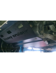 CUBIERTA DEL MOTOR Y DEL PUENTE DELANTERO : 06-11 JEEP...