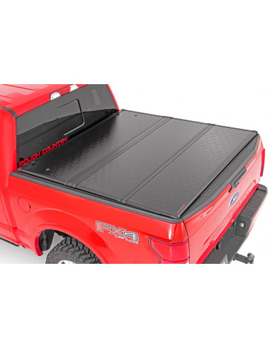 ROUGH COUNTRY HARD FOLDING BED COVER | 5.5 FT BED | FORD F-150 (15-22)/F-150 LIGHTNING (2022)