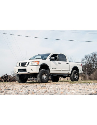 ROUGH COUNTRY 4 INCH LIFT KIT | NISSAN TITAN 2WD/4WD (2004-2015)